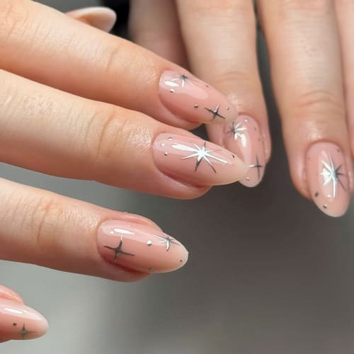 SARAH'S NAILS STUDIO - Sourcils & cils Évreux - SARAH'S NAILS STUDIO - Photo Galerie - OneBooking