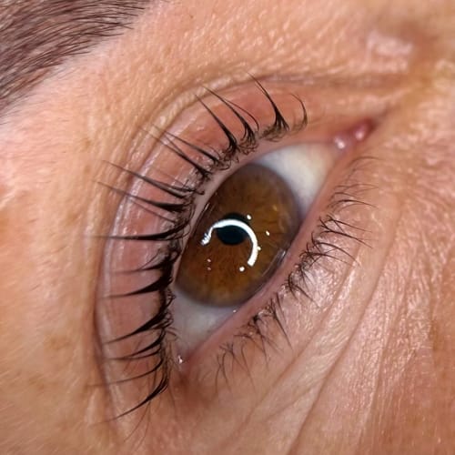 BY EMMA - Sourcils & cils Fréjus - BY EMMA - Photo Galerie - OneBooking