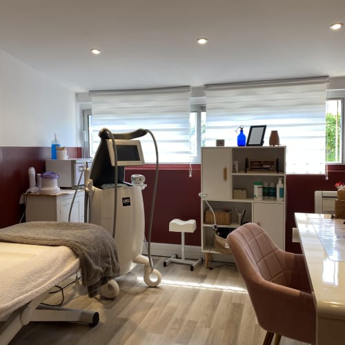 Institut Sandra B - Esthétique Mougins - Institut Sandra B - Photo Galerie - OneBooking