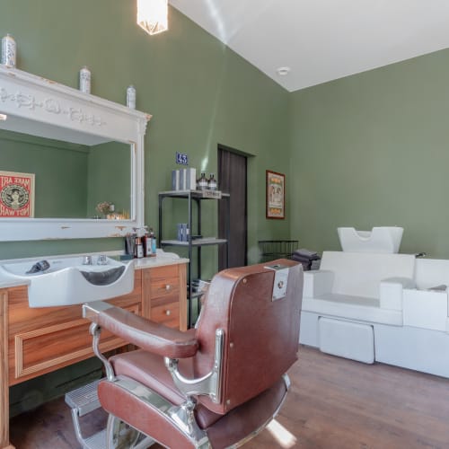 Au Premier - Coiffure Montpellier - Au Premier - Photo Galerie - OneBooking