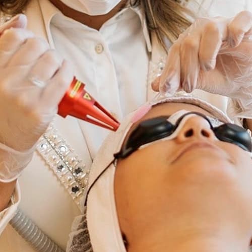 Studio Ever Beauty - Barbier Marseille - Studio Ever Beauty - Photo Galerie - OneBooking