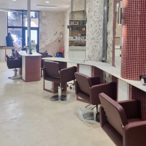 L’Artisan Coiffeur by M｜RUE SAINTE - Coiffure Marseille - L’Artisan Coiffeur by M｜RUE SAINTE - Photo Galerie - OneBooking