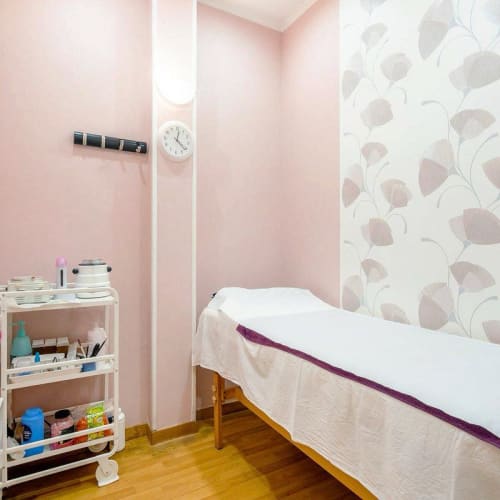 Soleil colore - Onglerie Paris - Soleil colore - Photo Galerie - OneBooking