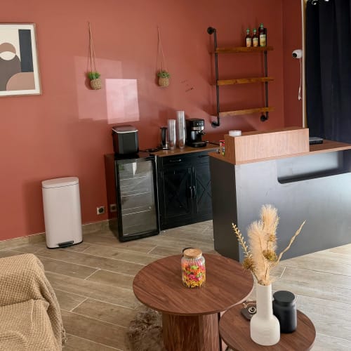 Maison Mena - Institut de beauté Saint-Denis - Maison Mena - Photo Galerie - OneBooking