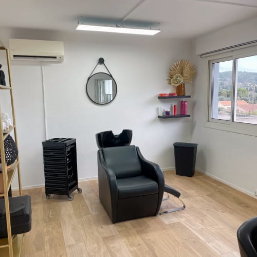 Adeline Coiffure et Ongles - Coiffure Mougins - Adeline Coiffure et Ongles - Photo Galerie - OneBooking