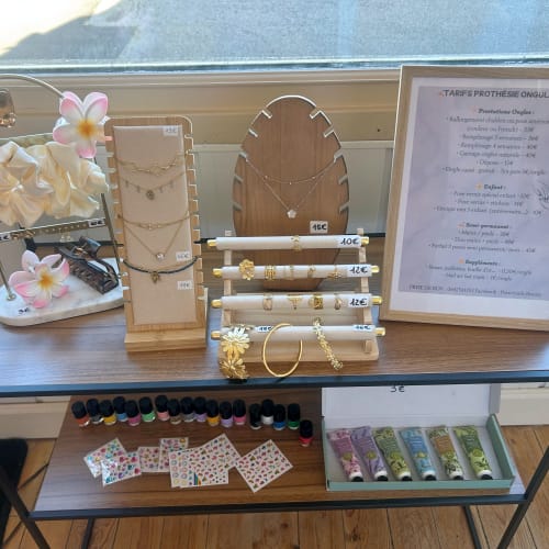Presci'nails Beauty - Onglerie Saint-Flour - Presci'nails Beauty - Photo Galerie - OneBooking