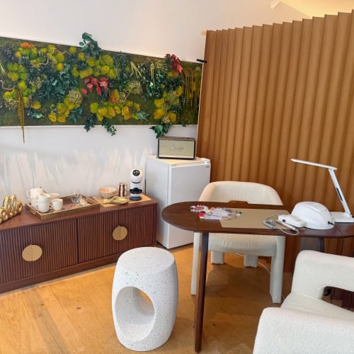 L'atelier de Chloé - Onglerie Porto-Vecchio - L'atelier de Chloé - Photo Galerie - OneBooking