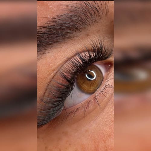 Maws Beauty - Sourcils & cils Aubervilliers - Maws Beauty - Photo Galerie - OneBooking