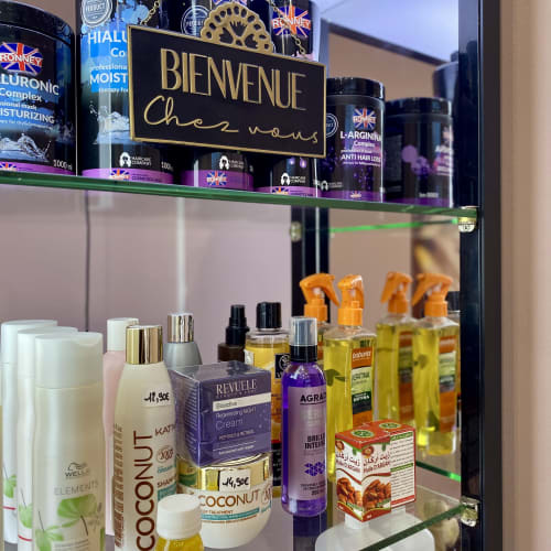 Institut by Shana - Sourcils & cils Nice - Diamants Institut - Photo Galerie - OneBooking