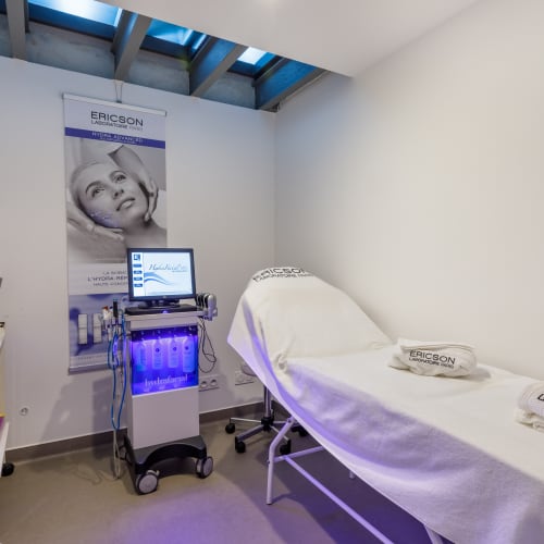 Clinique Esthetique Ferrère - Massage Bordeaux - Clinique Esthetique Ferrère - Photo Galerie - OneBooking