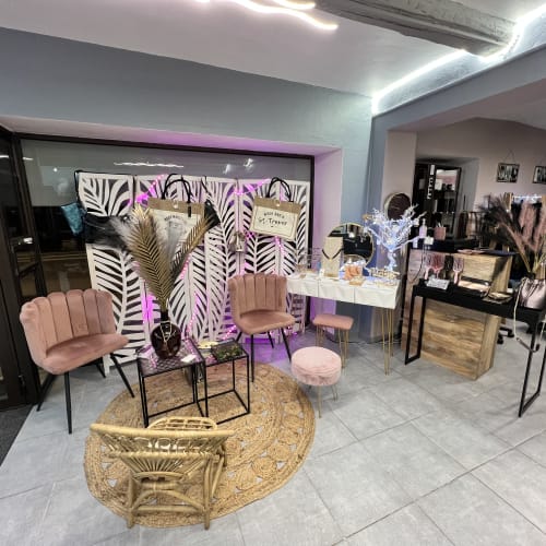 Hair Création M&L - Coiffure Milhaud - Hair Création M&L - Photo Galerie - OneBooking