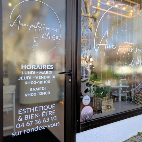 Aux Petits Soins d'Alex - Onglerie Frontignan - Aux Petits Soins d'Alex - Photo Galerie - OneBooking