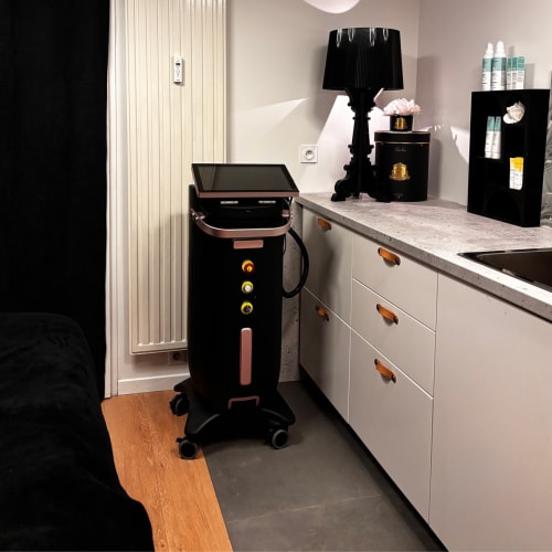 Institut Cybele - Sourcils & cils Chambéry - Institut Cybele - Photo Galerie - OneBooking