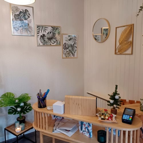 L’instant T - Onglerie Lannion - L’instant T - Photo Galerie - OneBooking