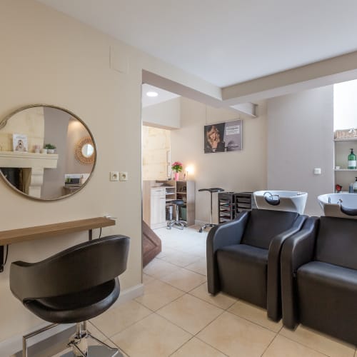 Au P'tit Salon - Coiffure Châteauneuf-sur-Charente - Au P'tit Salon - Photo Galerie - OneBooking