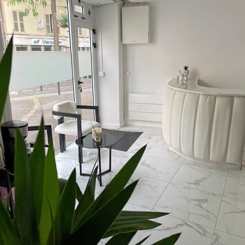 Clinicskin - Coiffure Mantes-la-Jolie - Clinicskin - Photo Galerie - OneBooking