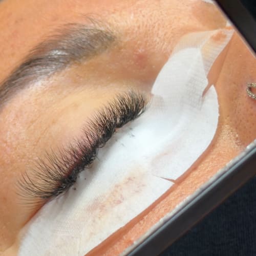 Taharaa - Sourcils & cils Saint-Quentin - Taharaa - Photo Galerie - OneBooking