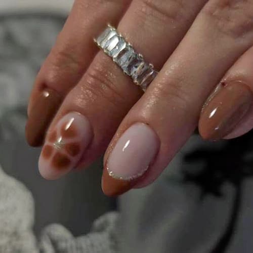 De l'ongle à la lumière - Coiffure Gap - De l'ongle à la lumière - Photo Galerie - OneBooking