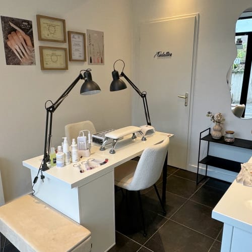 Mel V Beauty Artist - Onglerie La Côte-Saint-André - Mel V Beauty Artist - Photo Galerie - OneBooking