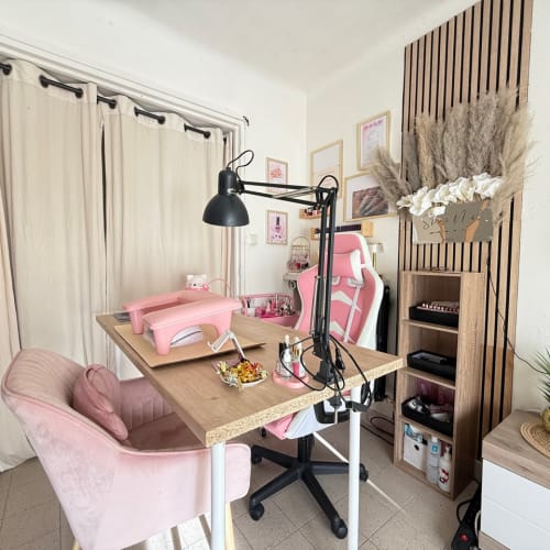 StudioNail by Mel - Sourcils & cils Arles - StudioNail by Mel - Photo Galerie - OneBooking