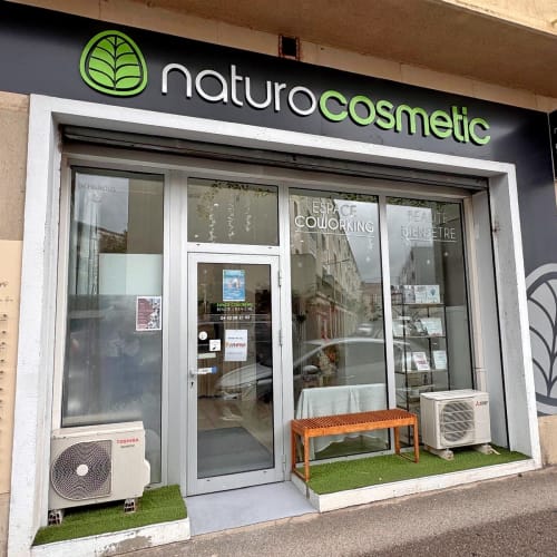 VITALYMPHE - Sourcils & cils Aubagne - VITALYMPHE - Photo Galerie - OneBooking