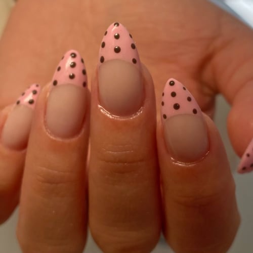 BadNails Club - Onglerie Clermont-Ferrand - BadNails Club - Photo Galerie - OneBooking