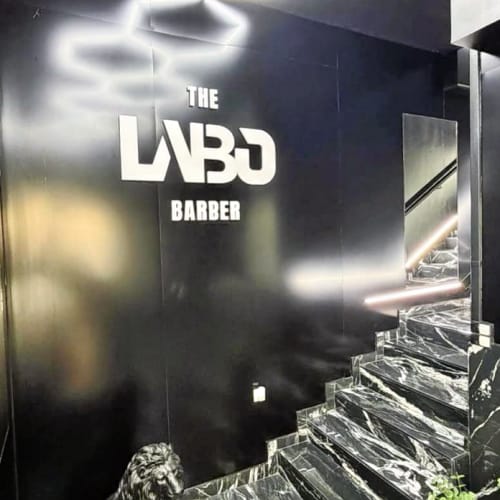 LABORATOIRE CAPILAIRE - THE LABO BARBER - Coiffure Saint-Denis - LABORATOIRE CAPILAIRE - THE LABO BARBER - Photo Galerie - OneBooking