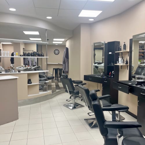 Univ'hair - Coiffure Foix - Univ'hair - Photo Galerie - OneBooking