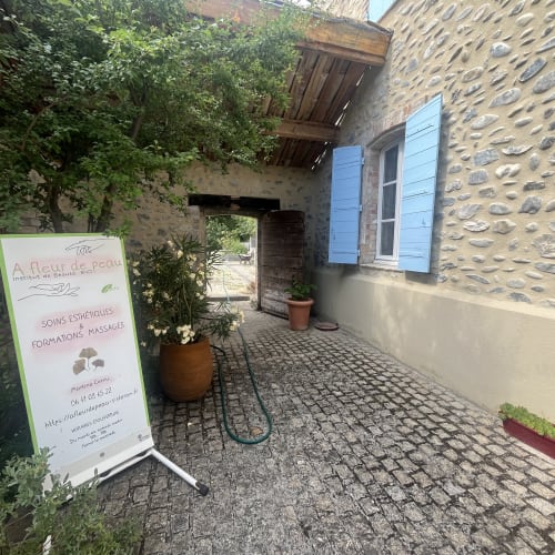 A fleur de peau - Institut de beauté Sisteron - A fleur de peau - Photo Galerie - OneBooking