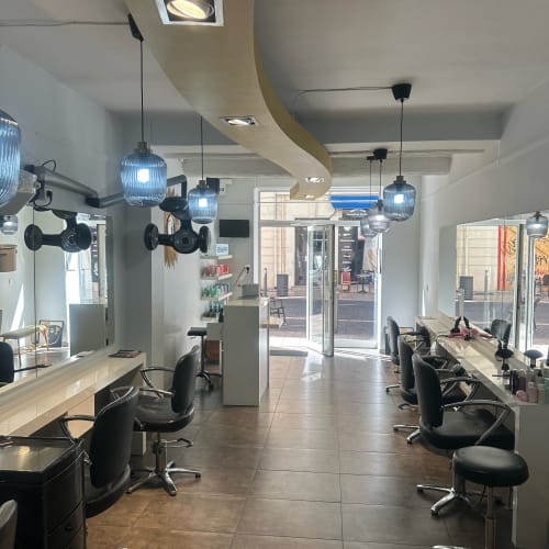 Alizé Création Pythéas - Coiffure Marseille - Alizé Création Pythéas - Photo Galerie - OneBooking