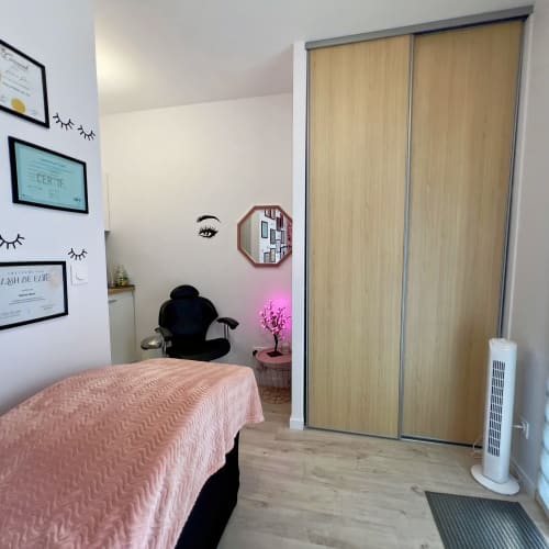 Ka Beauty - Extension de cils - Massage Clermont-Ferrand - Ka Beauty - Extension de cils - Photo Galerie - OneBooking