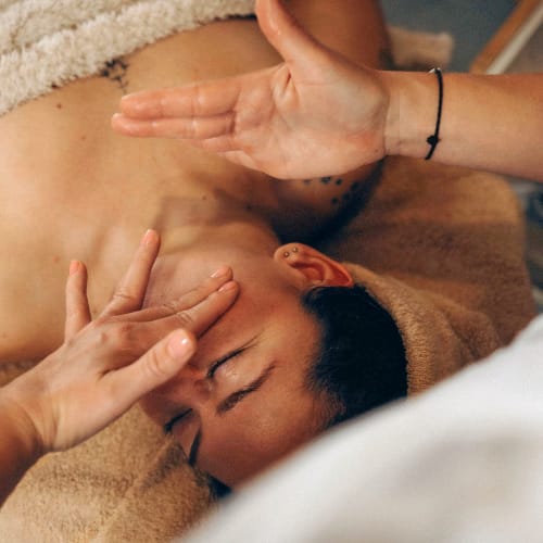 Les Soins de Janne | Kobido | Massage | Soins visage | HydraSkin | Épilation au fil - Institut de beauté Ustaritz - Les Soins de Janne | Kobido | Massage | Soins visage | HydraSkin | Épilation au fil - Photo Galerie - OneBooking