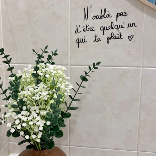 Maison Lypocare - Sourcils & cils Saint-Maur-des-Fossés - Maison Lypocare - Photo Galerie - OneBooking