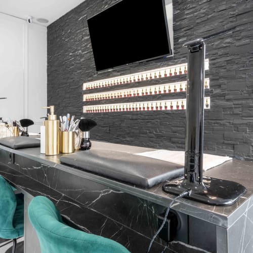 Flawless Nails Paris - Onglerie Courbevoie - Flawless Nails Paris - Photo Galerie - OneBooking