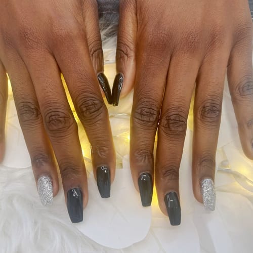 Glow up Nails & Beauty - Institut de beauté Melun - Glow up Nails & Beauty - Photo Galerie - OneBooking