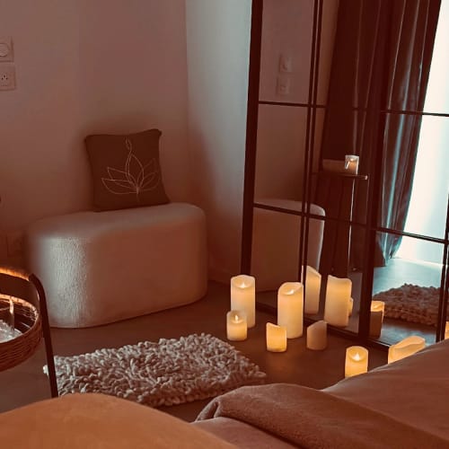 Claire de Lune Massages - Coiffure Villeneuve-Loubet - Claire de Lune Massages - Photo Galerie - OneBooking