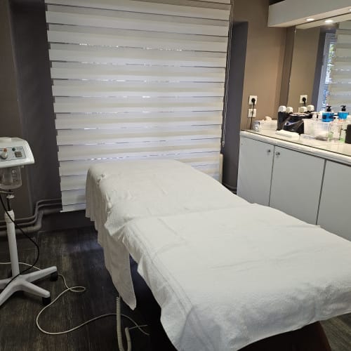 Beauty Bloom Space - Onglerie Lyon - Beauty Bloom Space - Photo Galerie - OneBooking