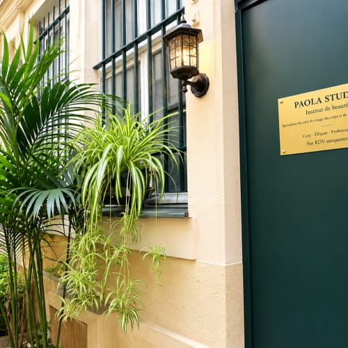 Paola Studio - Onglerie Paris - Paola Studio - Photo Galerie - OneBooking