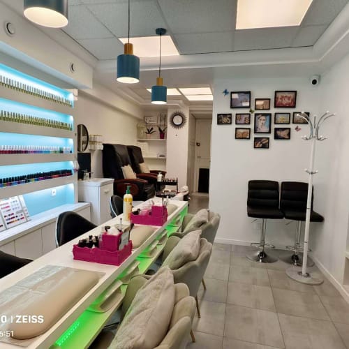 Mini Nail - Marais - Institut de beauté Paris - Mini Nail - Marais - Photo Galerie - OneBooking