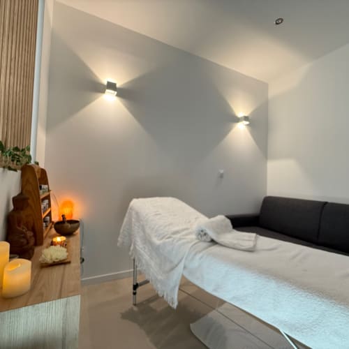 Boudoir cocooning - Beauté Bien-être by Marjorie Ringenbach - Institut de beauté Vitrolles - Boudoir cocooning - Beauté Bien-être by Marjorie Ringenbach - Photo Galerie - OneBooking