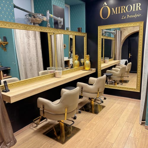 O miroir - Coiffure La Rochelle - O miroir - Photo Galerie - OneBooking