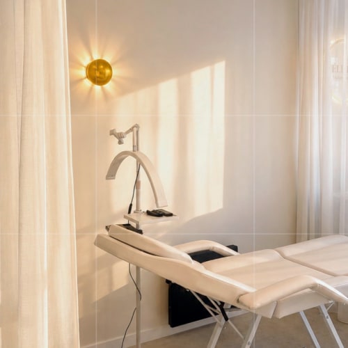 Félinora - Maison de Beauté - Spécialiste en Beauté du regard - Sourcils & cils Levallois-Perret - Félinora - Maison de Beauté - Spécialiste en Beauté du regard - Photo Galerie - OneBooking