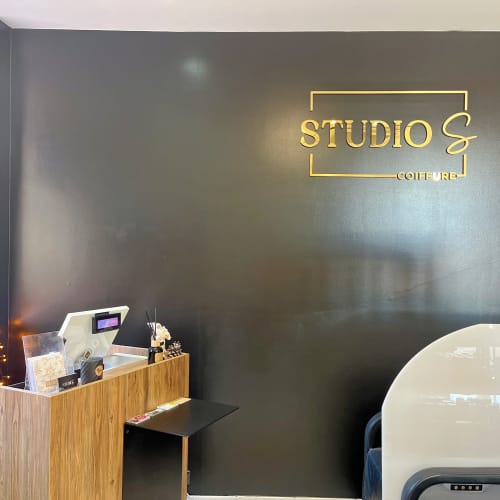 Studio S - Coiffure Le Luc - Studio S - Photo Galerie - OneBooking