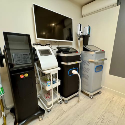 Centre Masséna | Cryolipolyse - Amincissement - EMS - Electrostimulation - Sourcils & cils Nice - Centre Masséna | Cryolipolyse - Amincissement - EMS - Electrostimulation - Photo Galerie - OneBooking