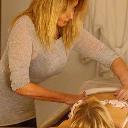Aloha bien être -Massages Drainages lymphatiques -Numerologie - Soins énergetiques Reiki - Esthétique Mougins - Aloha bien être -Massages Drainages lymphatiques -Numerologie - Soins énergetiques Reiki - Photo Galerie - OneBooking