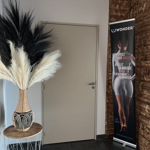 Jouvence - JET PEEL - LED PHOTOBIOMODULATION - RADIOFRÉQUENCE - ULTRASONS DE CAVITATION - ÉLECTROSTIMULATION - ÉPILATION DÉFINITIVE - BLANCHIMENT DENTAIRE - Coiffure Bandol - Jouvence - JET PEEL - LED PHOTOBIOMODULATION - RADIOFRÉQUENCE - ULTRASONS DE CAVITATION - ÉLECTROSTIMULATION - ÉPILATION DÉFINITIVE - BLANCHIMENT DENTAIRE - Photo Galerie - OneBooking