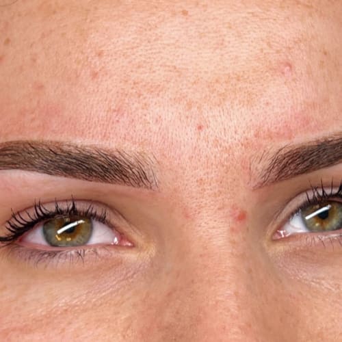 NKL BEAUTY - Sourcils & cils Orléans - NKL BEAUTY - Photo Galerie - OneBooking