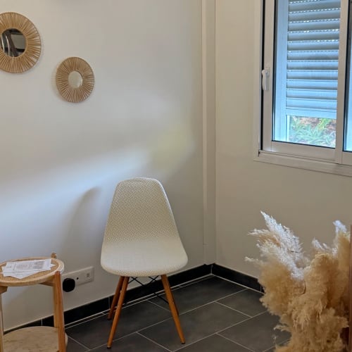 La pause beauté Hyères - Sourcils & cils Hyères - La pause beauté Hyères - Photo Galerie - OneBooking