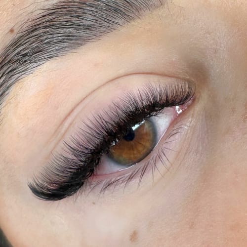 Lashes Beauty by N - Extention de cils - Épilation Cugnaux - Lashes Beauty by N - Extention de cils - Photo Galerie - OneBooking