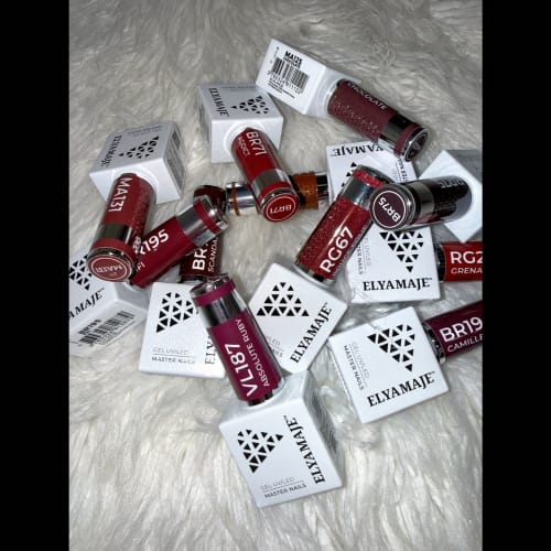 Angel Ongles - Sourcils & cils Nice - Angel Ongles - Photo Galerie - OneBooking